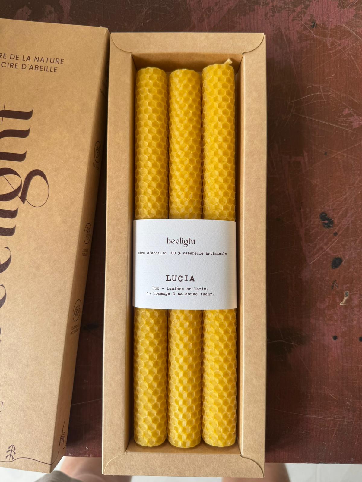 Lucia - Bougies en cire d'abeille roulées à la main